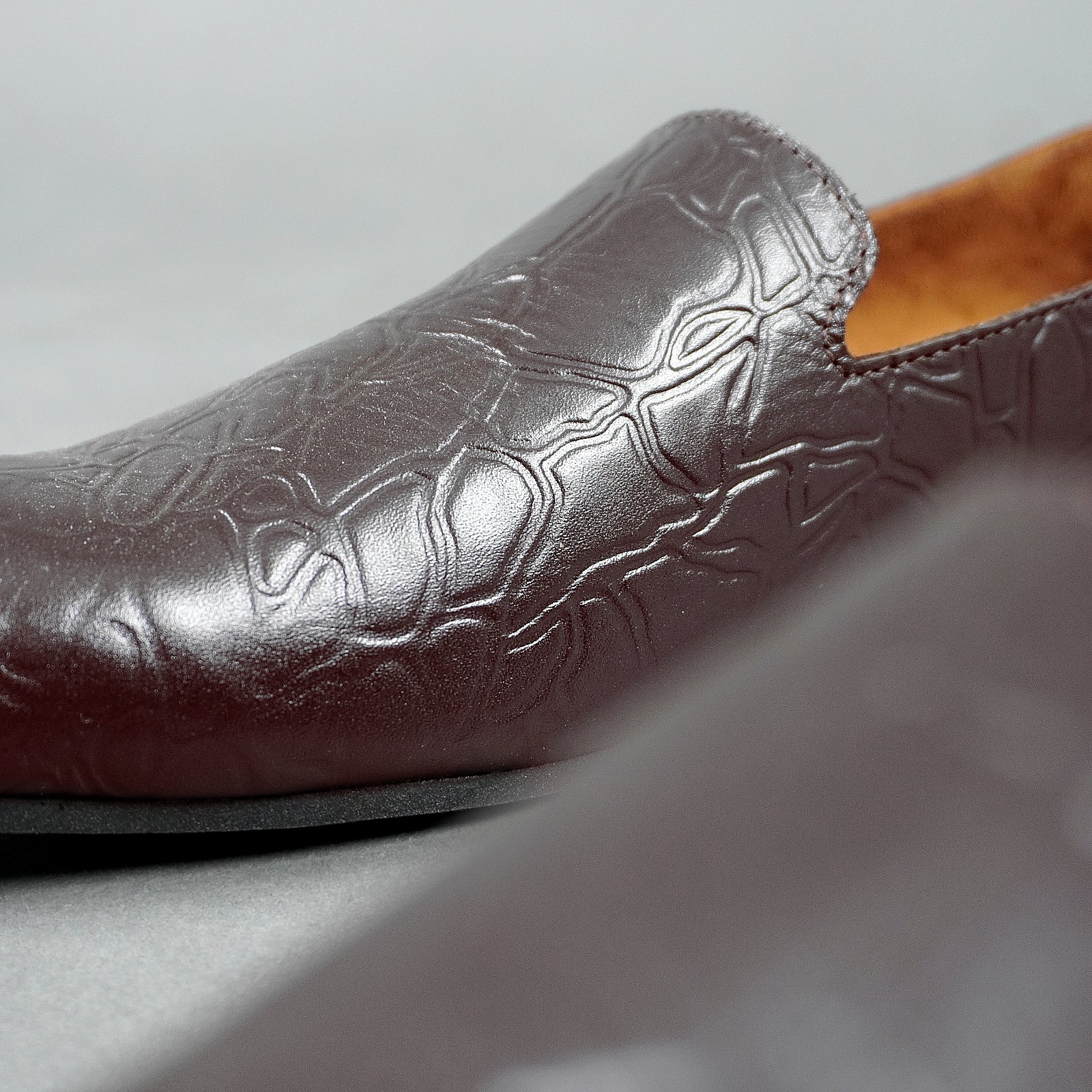CLASSIC CROC DARK BROWN