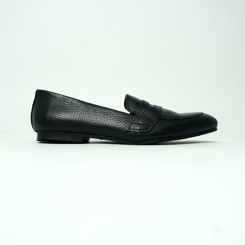 PENNY BLACK