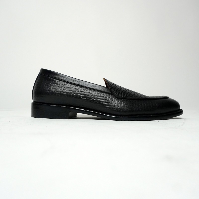 BELGIAN ANYAMAN BLACK